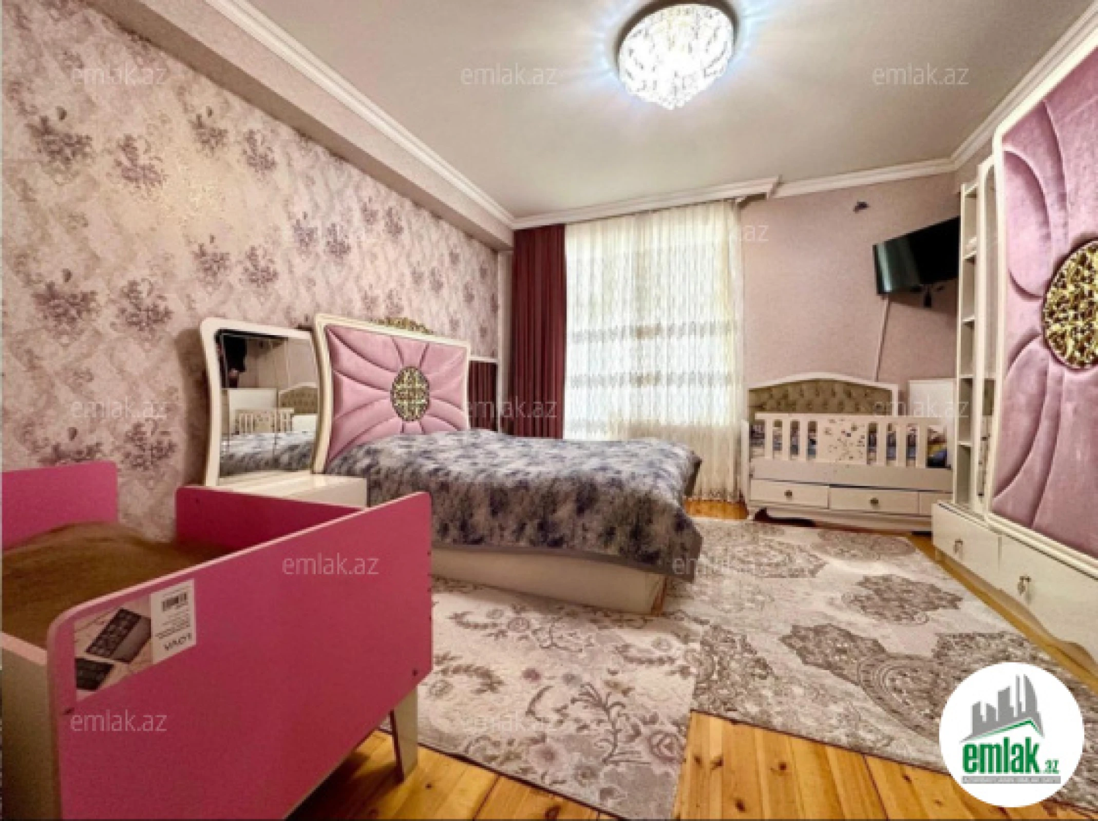 Satılır 3 otaqlı yeni tikili 105 m²
