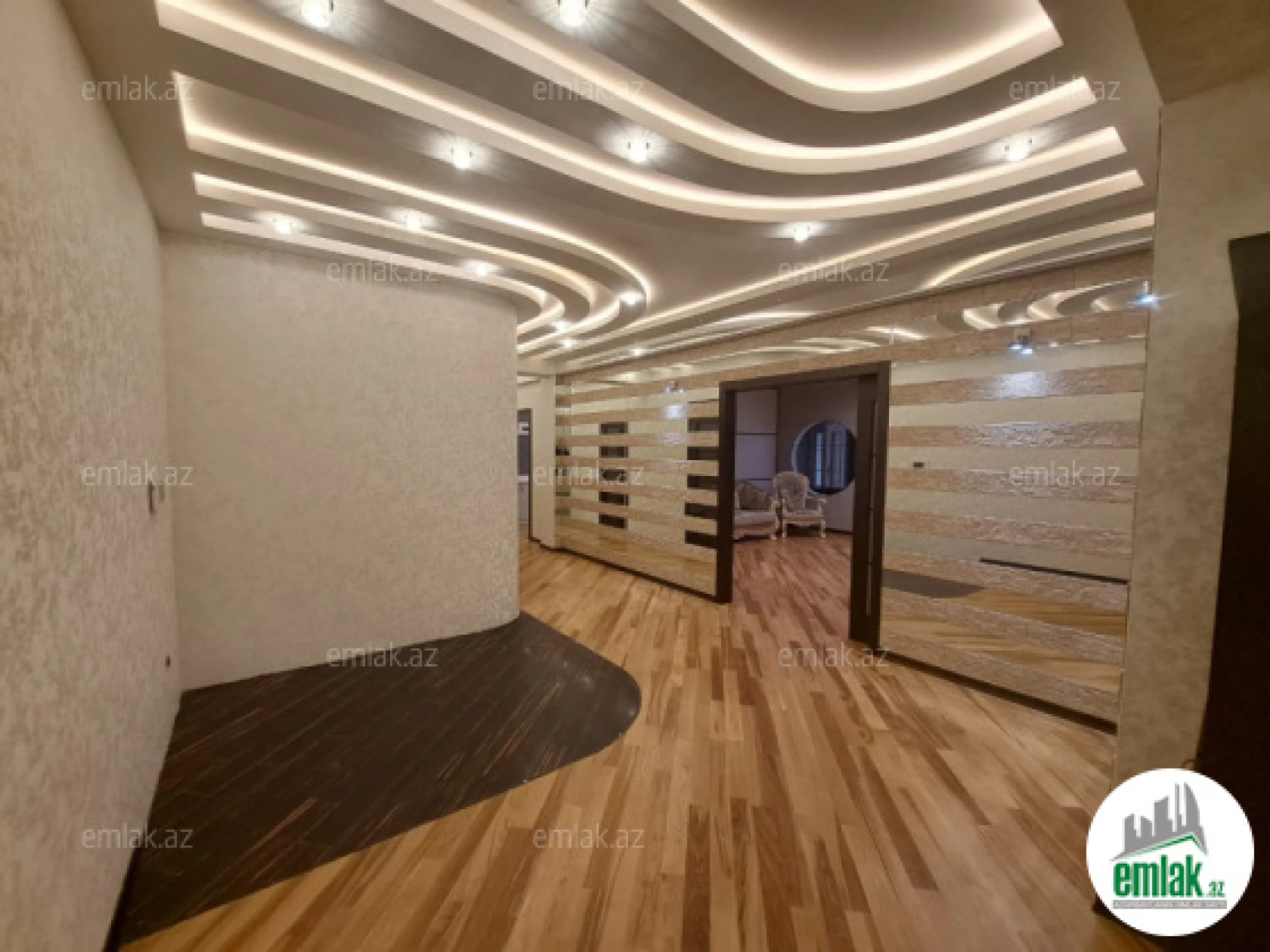 Satılır 3 otaqlı yeni tikili 202 m²