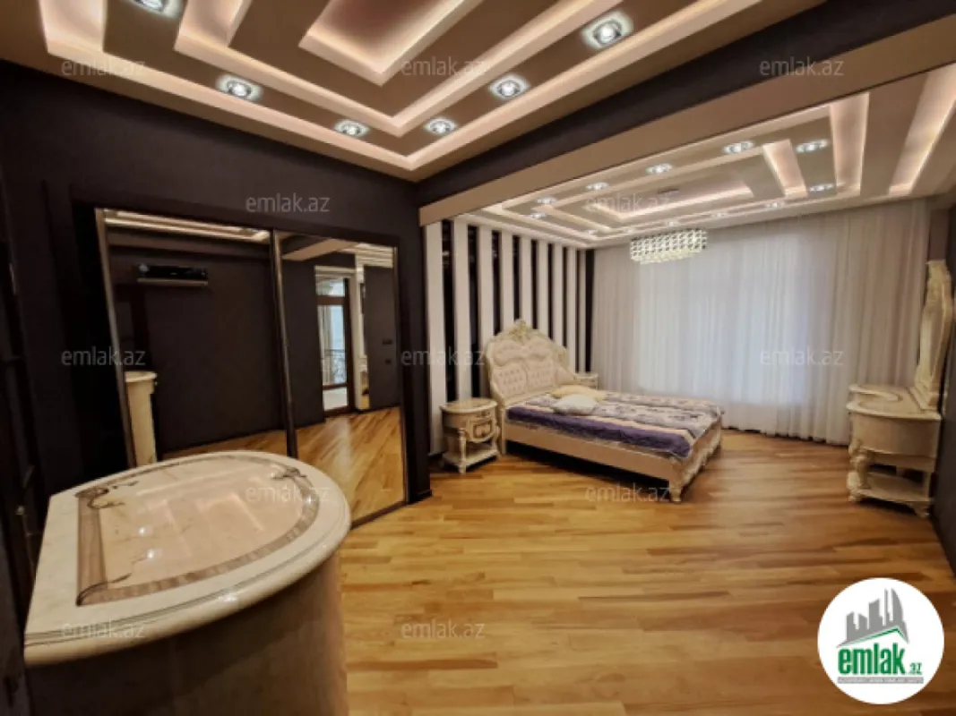 Satılır 3 otaqlı yeni tikili 202 m²