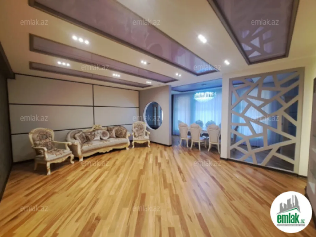 Satılır 3 otaqlı yeni tikili 202 m²