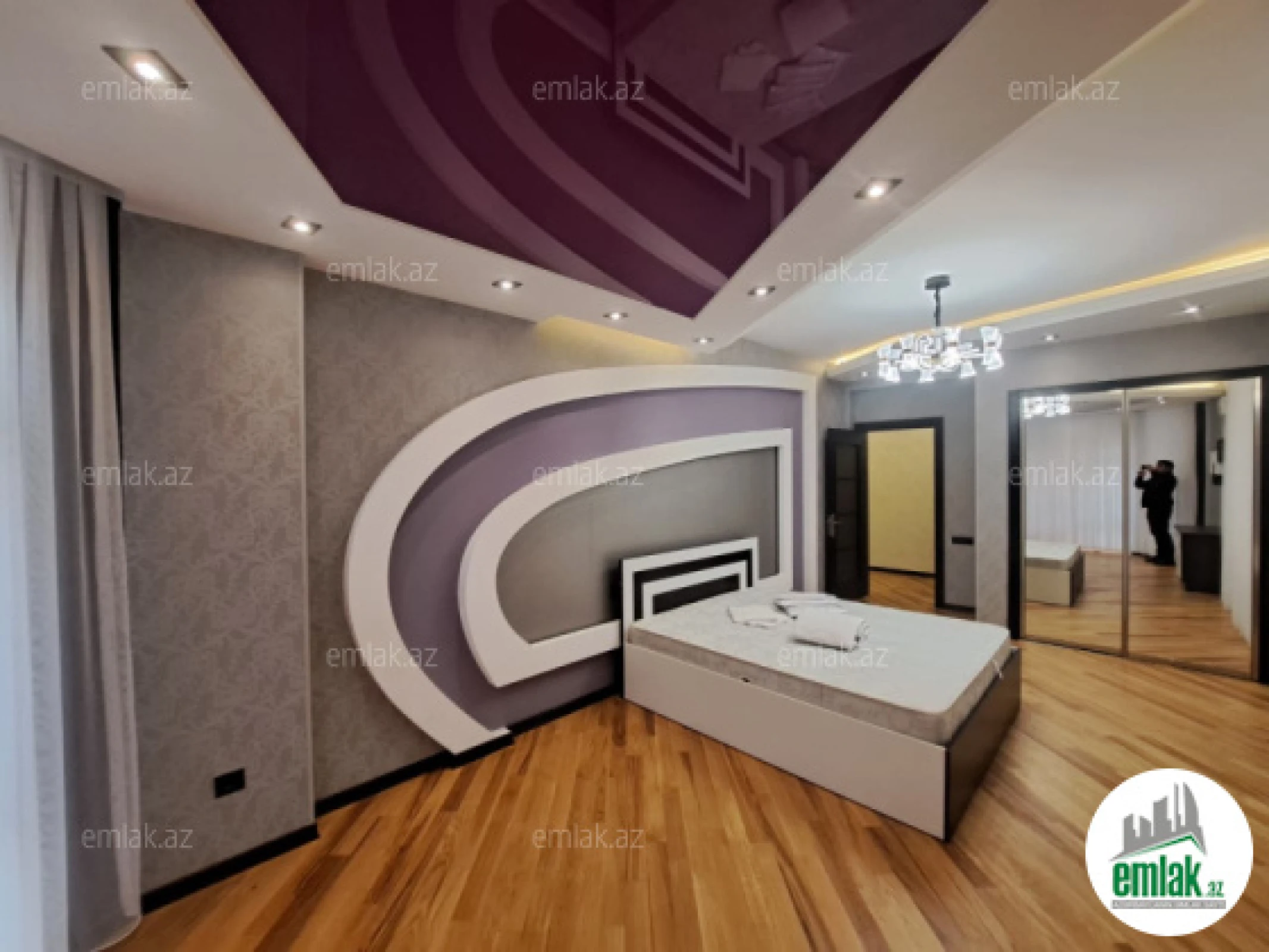 Satılır 3 otaqlı yeni tikili 202 m²