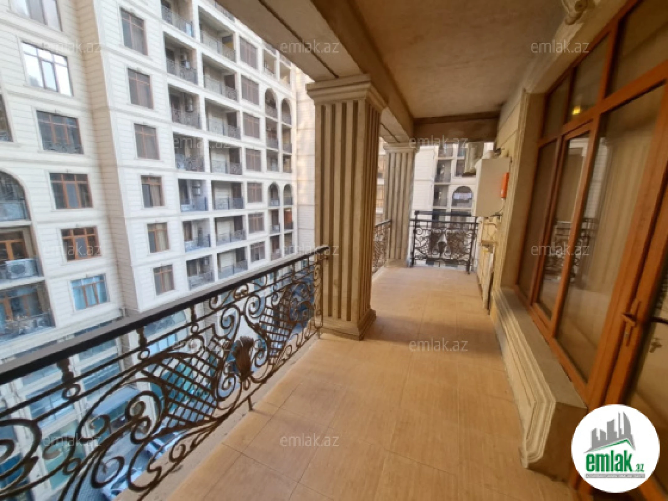 Satılır 3 otaqlı yeni tikili 202 m²