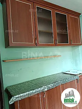 Satılır 3 otaqlı köhnə tikili 50 m²