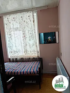 Satılır 3 otaqlı köhnə tikili 50 m²