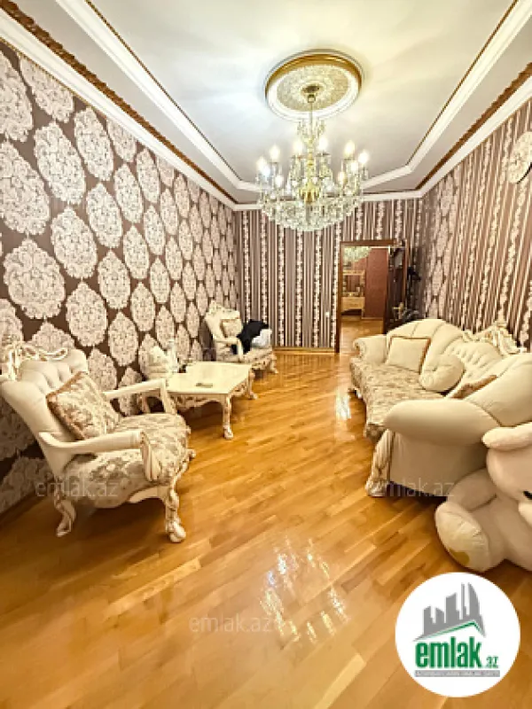 Satılır 4 otaqlı yeni tikili 250 m²