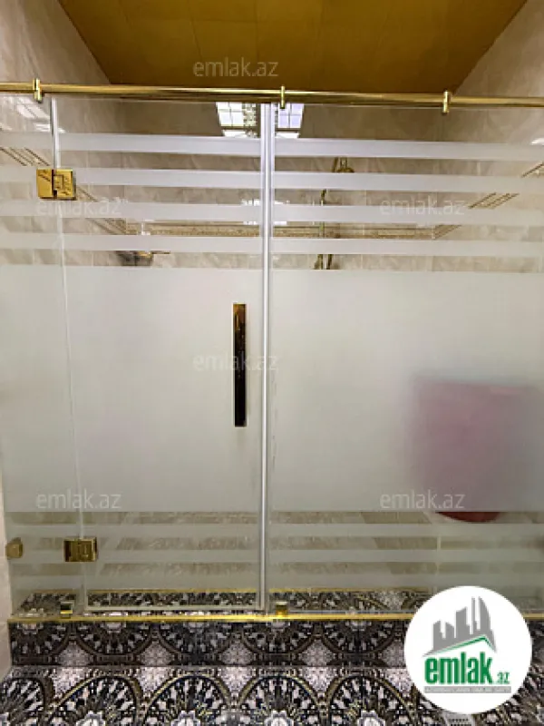 Satılır 4 otaqlı yeni tikili 250 m²