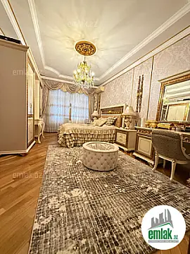 Satılır 4 otaqlı yeni tikili 250 m²