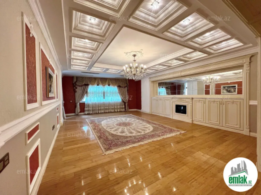 Satılır 4 otaqlı yeni tikili 240 m²