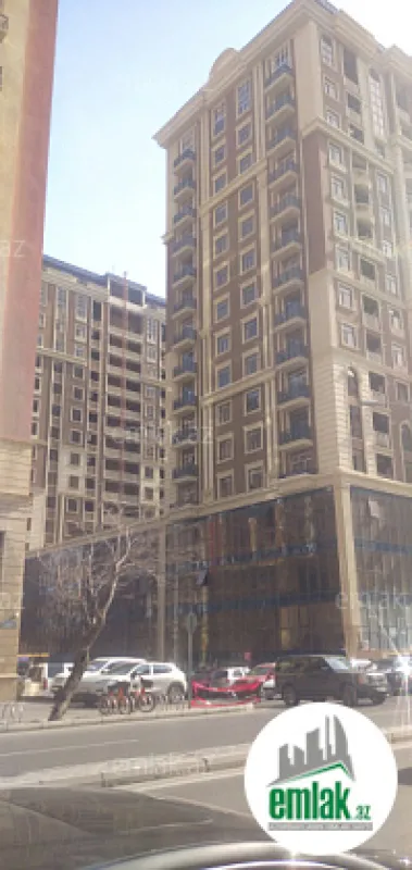 Satılır 4 otaqlı obyekt 79 m²