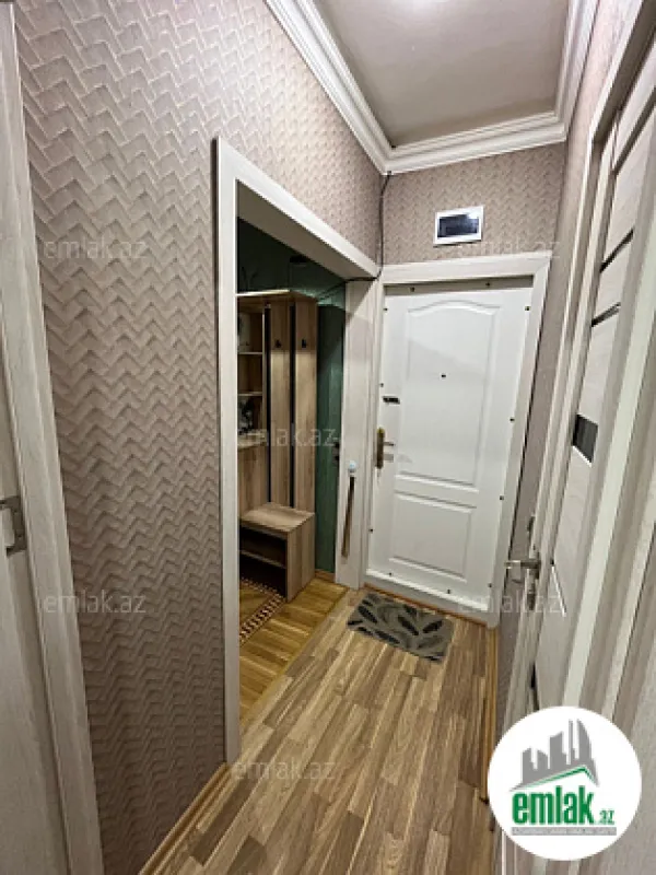 Satılır 2 otaqlı köhnə tikili 60 m²