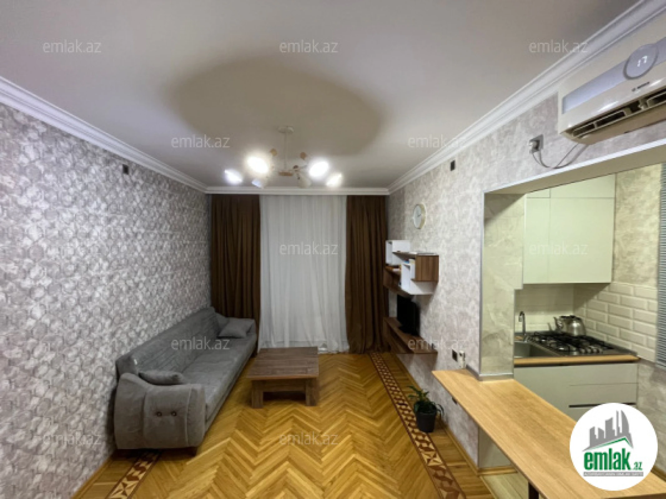 Satılır 2 otaqlı köhnə tikili 60 m²