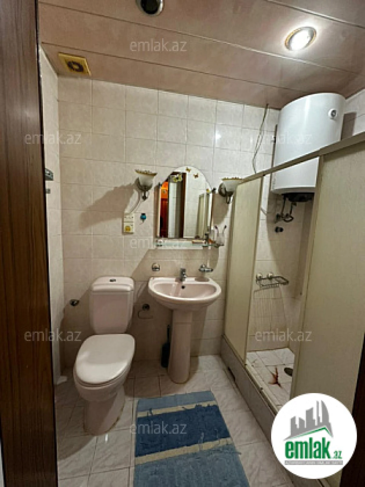 Satılır 2 otaqlı köhnə tikili 55 m²