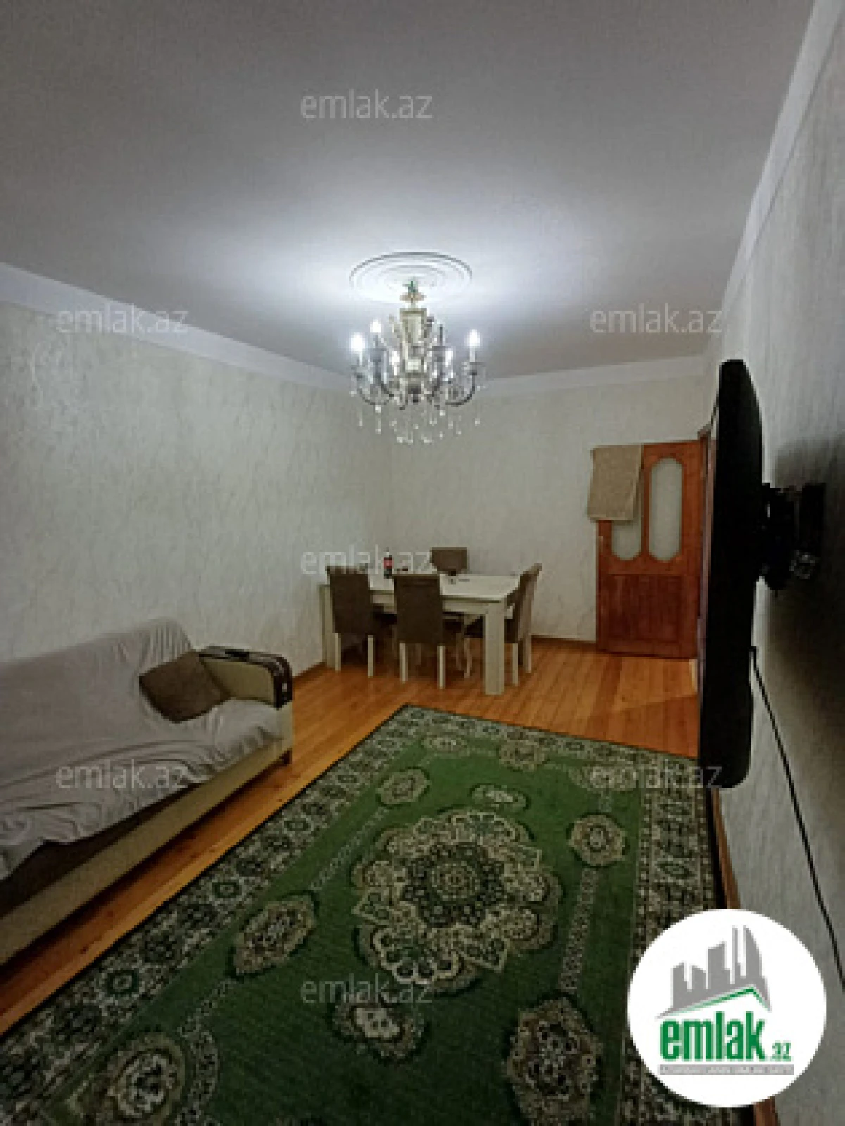 Satılır 3 otaqlı köhnə tikili 85 m²