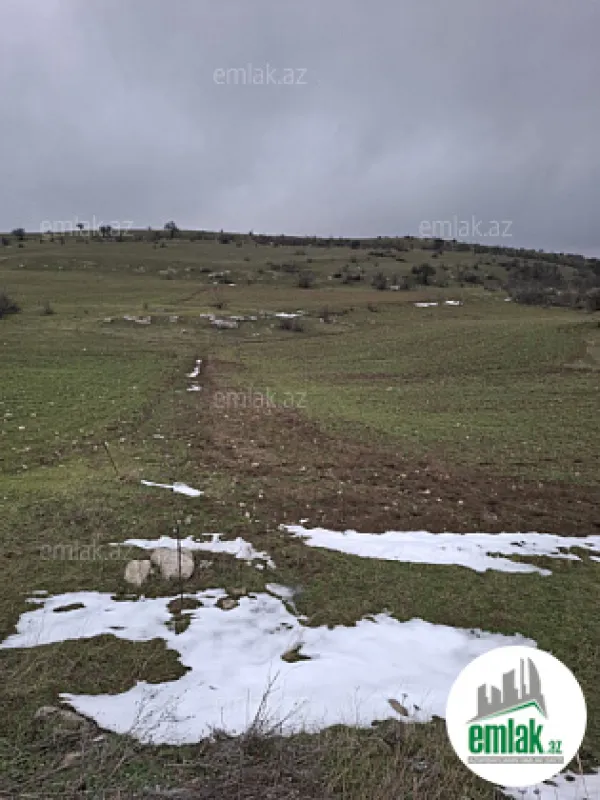 Satılır torpaq sahəsi 80 m²