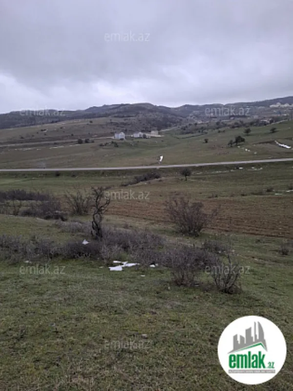 Satılır torpaq sahəsi 80 m²