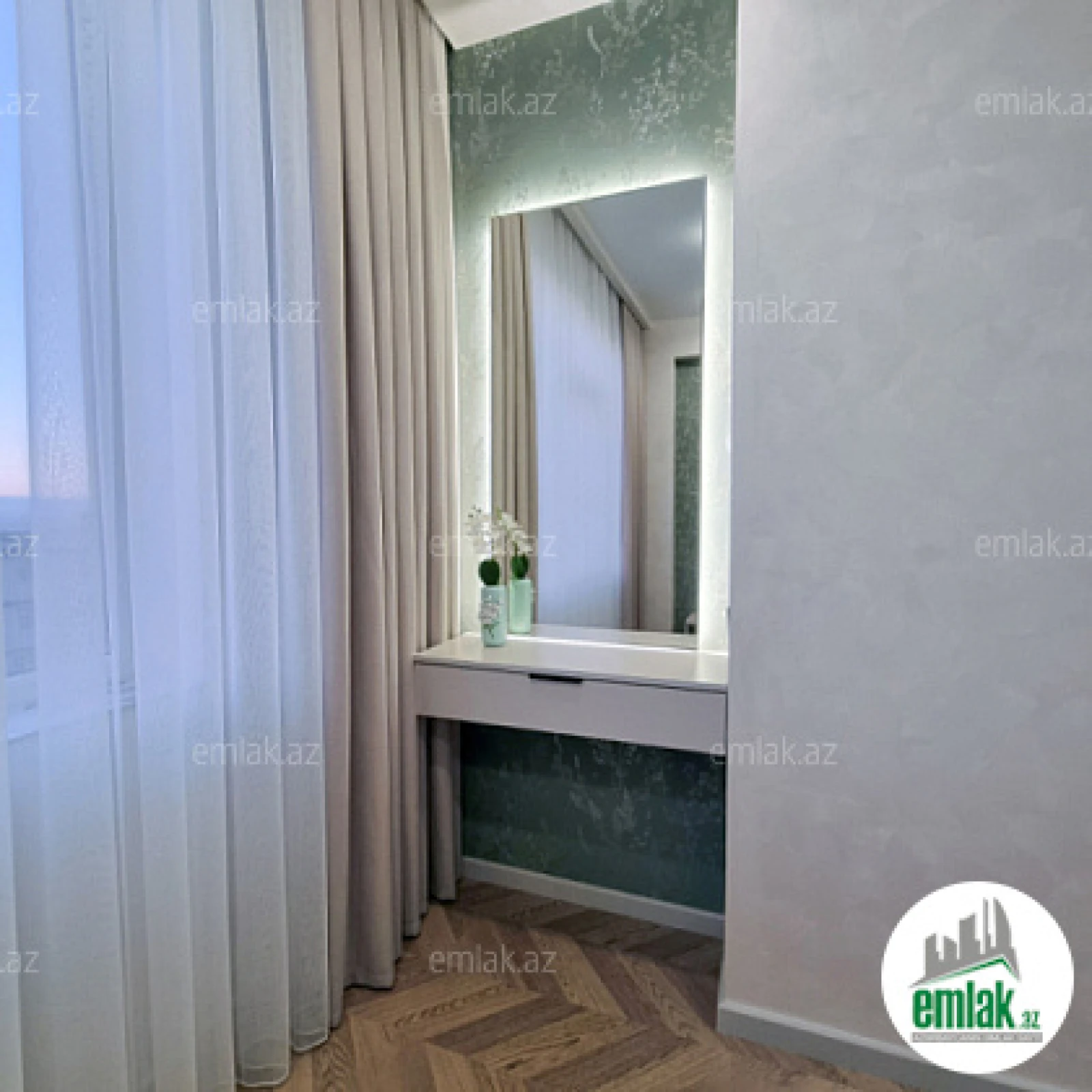 Satılır 3 otaqlı yeni tikili 70 m²