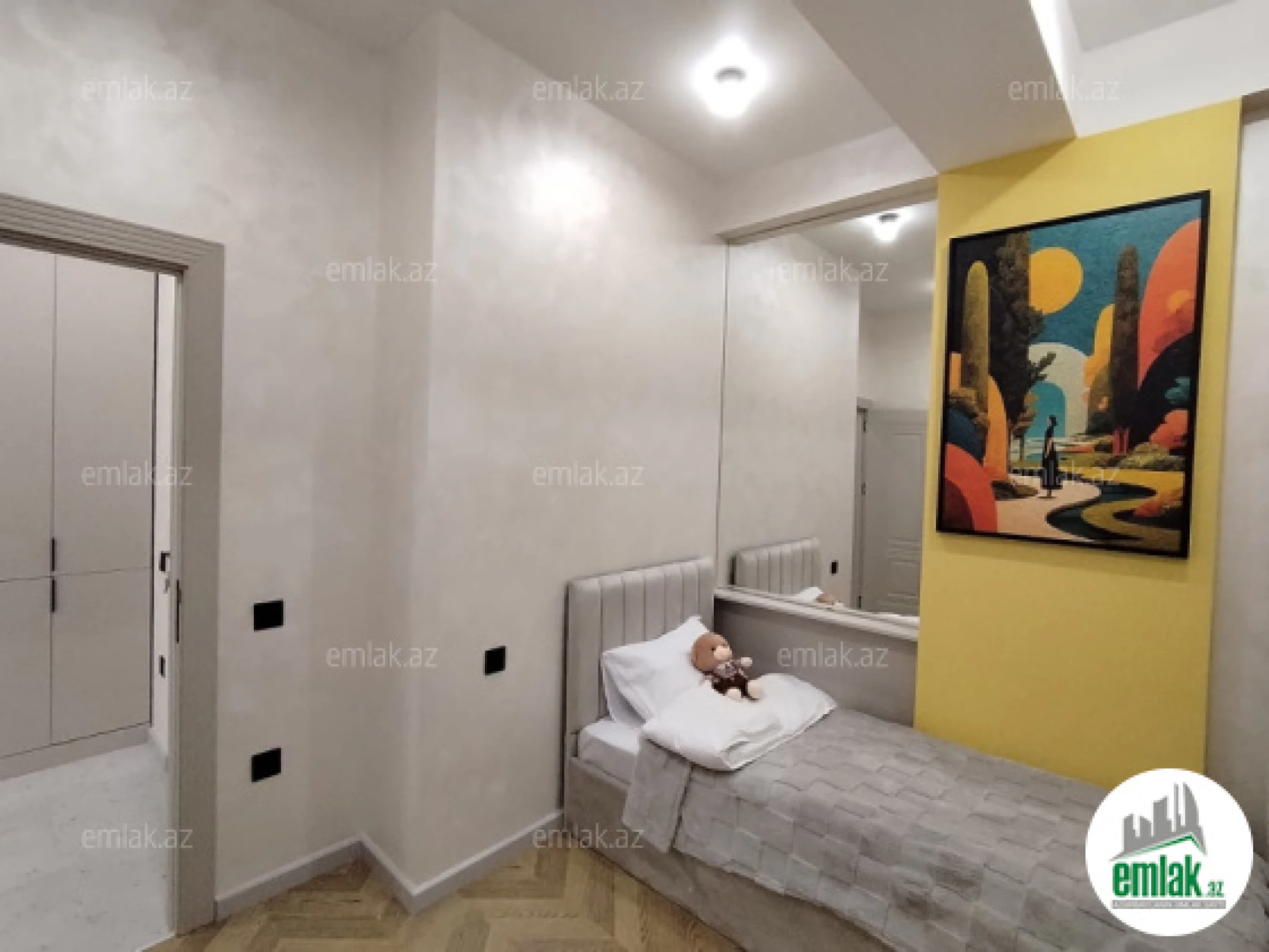 Satılır 3 otaqlı yeni tikili 70 m²