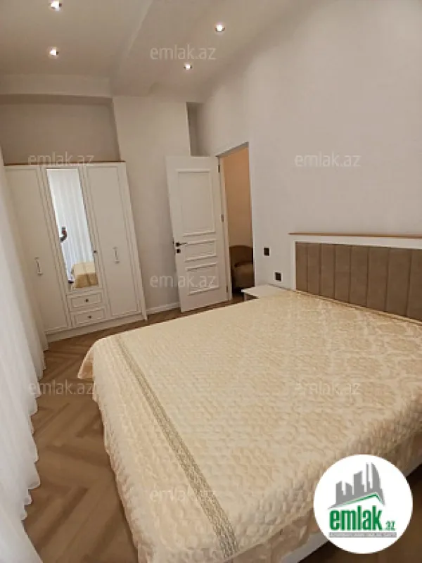 Satılır 3 otaqlı yeni tikili 75 m²