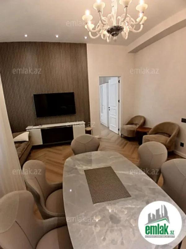 Satılır 3 otaqlı yeni tikili 75 m²