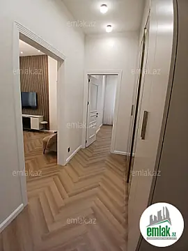 Satılır 3 otaqlı yeni tikili 75 m²