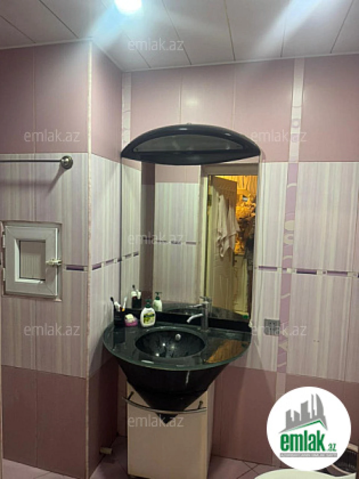 Satılır 2 otaqlı yeni tikili 80 m²