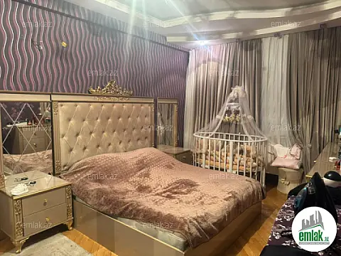 Satılır 2 otaqlı yeni tikili 80 m²