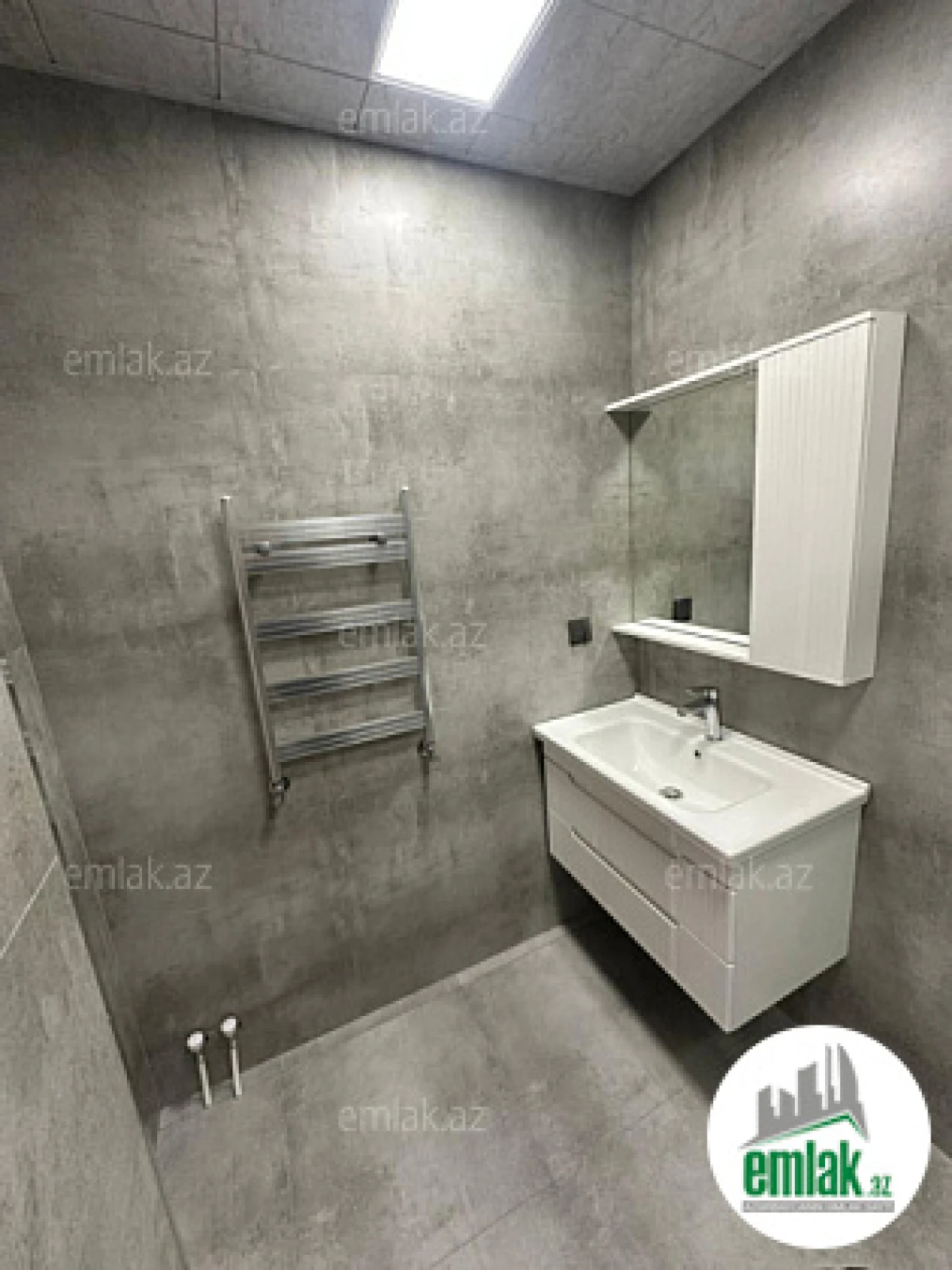 Satılır 3 otaqlı yeni tikili 85 m²