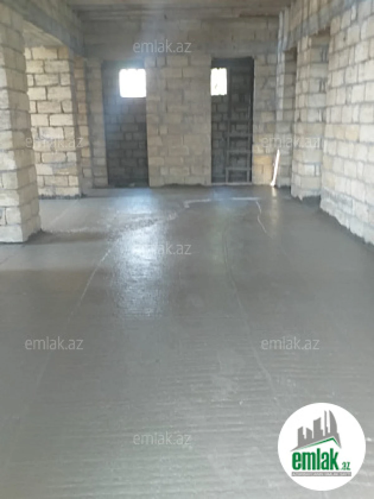Satılır 7 otaqlı həyət evi 260 m²