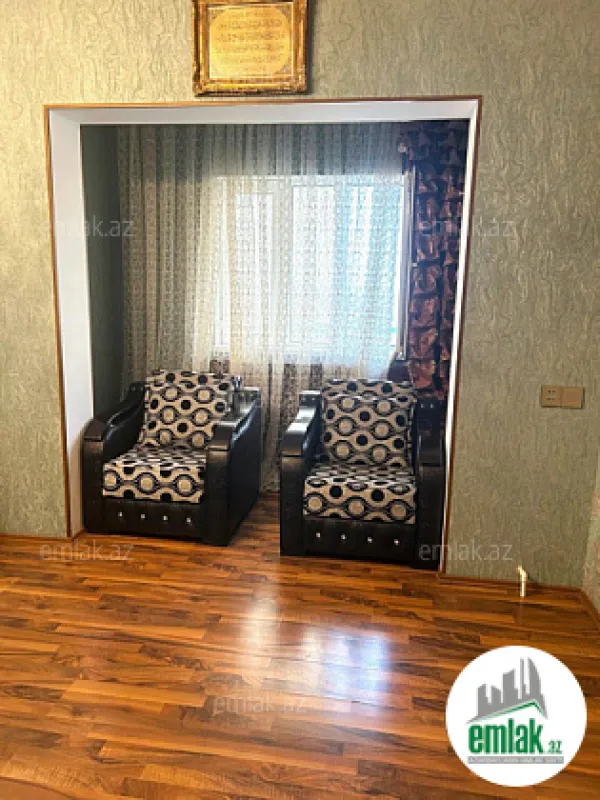 Satılır 2 otaqlı köhnə tikili 65 m²