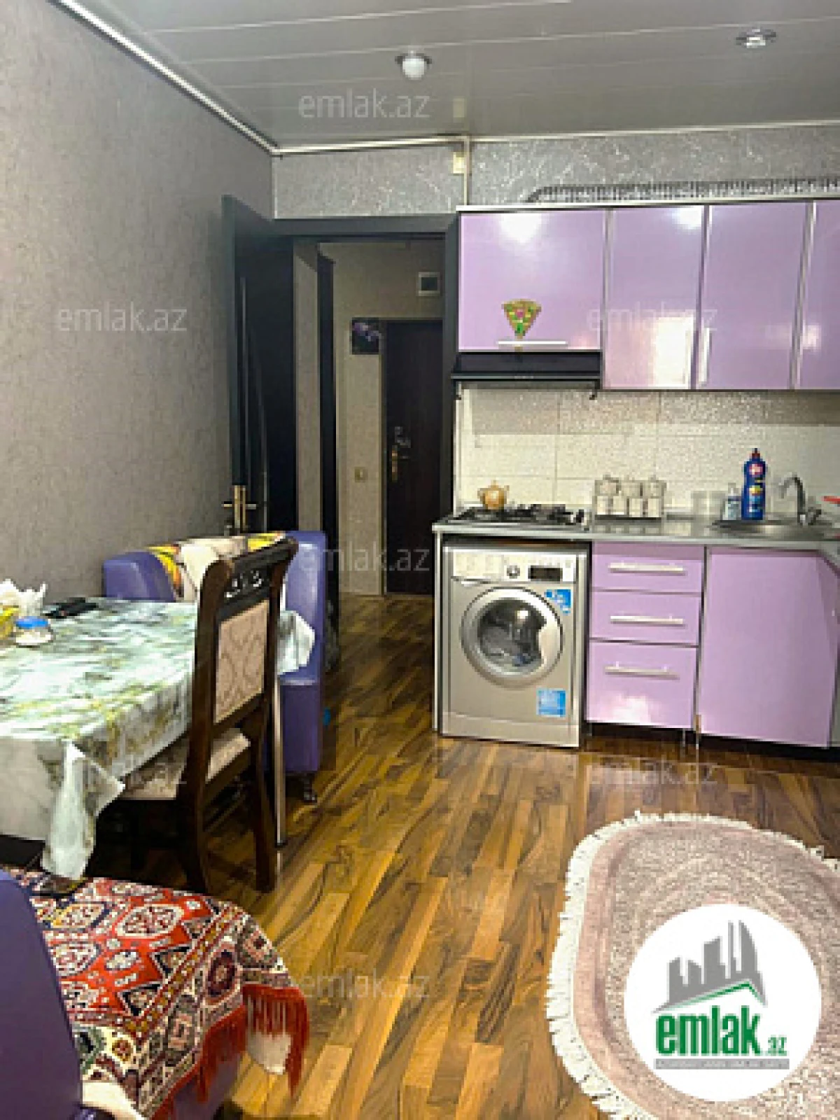 Satılır 2 otaqlı köhnə tikili 65 m²
