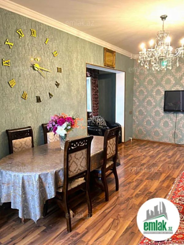 Satılır 2 otaqlı köhnə tikili 65 m²
