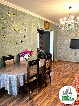 Satılır 2 otaqlı köhnə tikili 65 m²