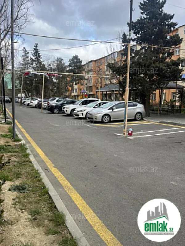 Satılır 2 otaqlı köhnə tikili 50 m²