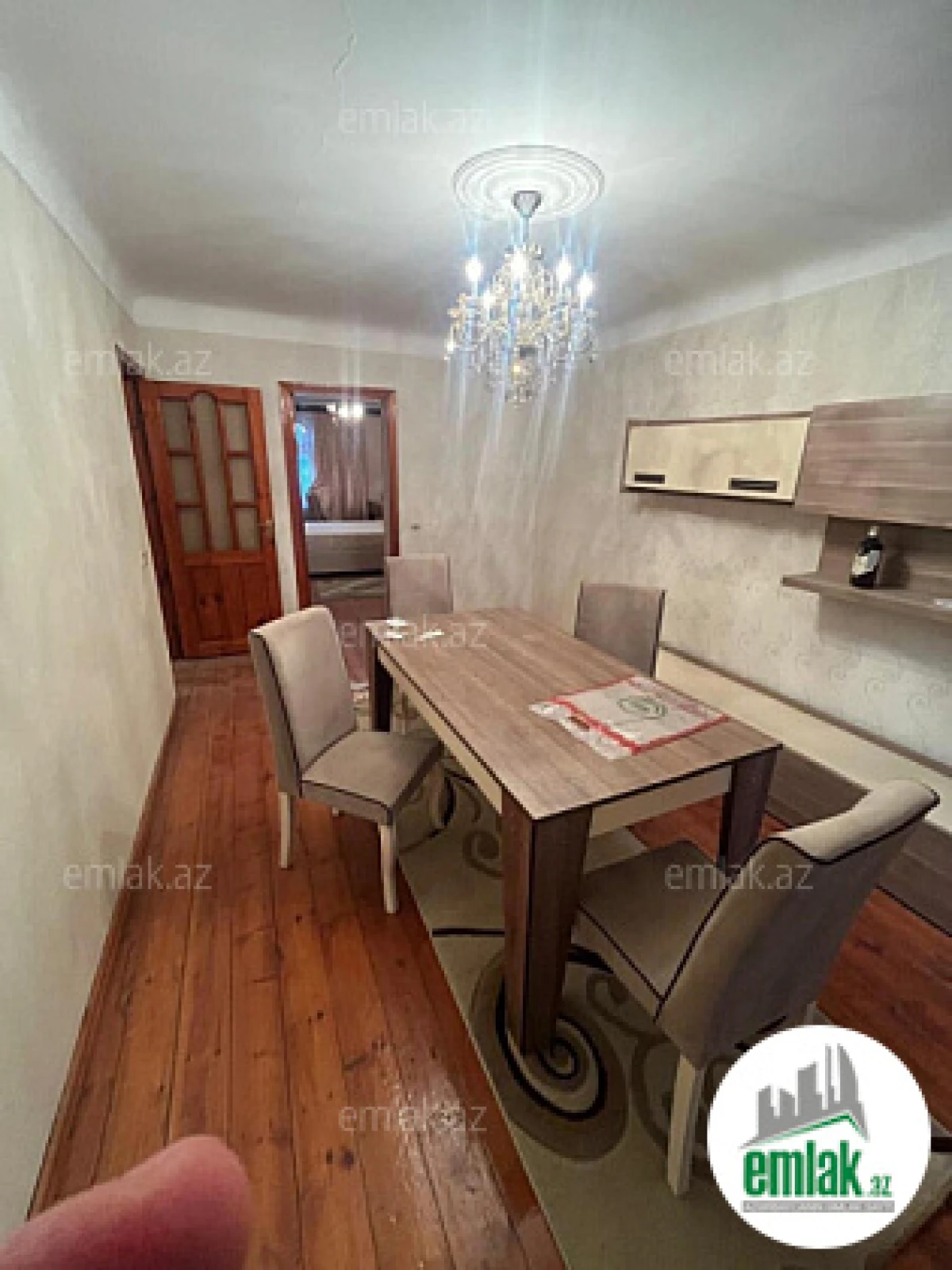 Satılır 2 otaqlı köhnə tikili 50 m²