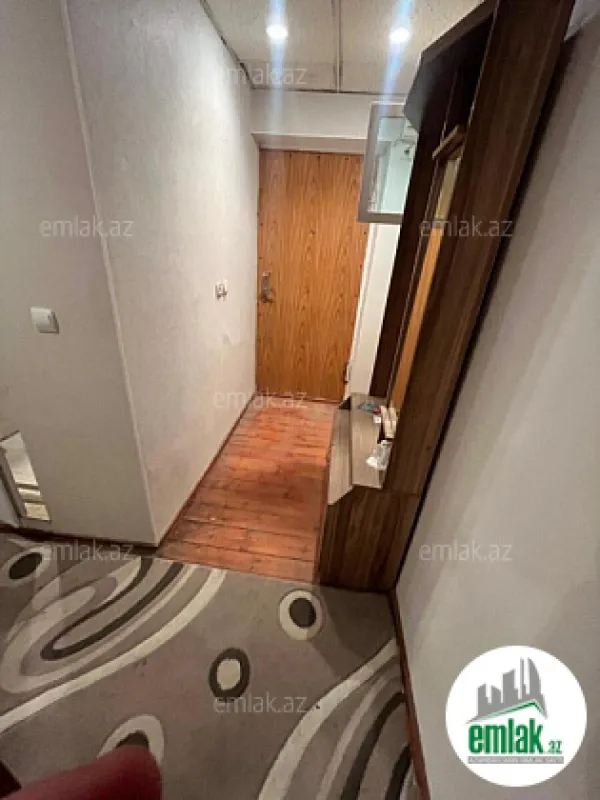 Satılır 2 otaqlı köhnə tikili 50 m²