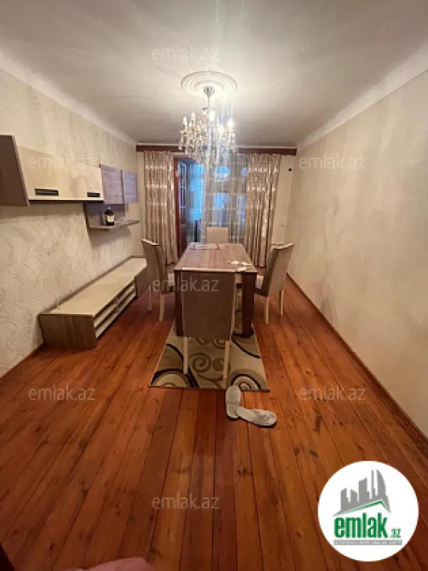 Satılır 2 otaqlı köhnə tikili 50 m²