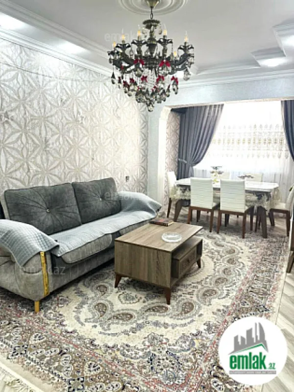 Satılır 3 otaqlı köhnə tikili 90 m²