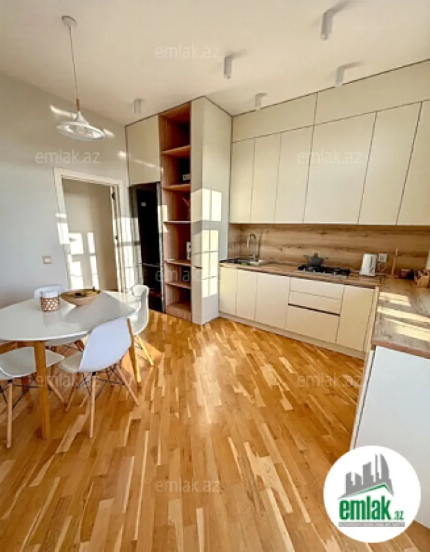 Satılır 2 otaqlı yeni tikili 103 m²