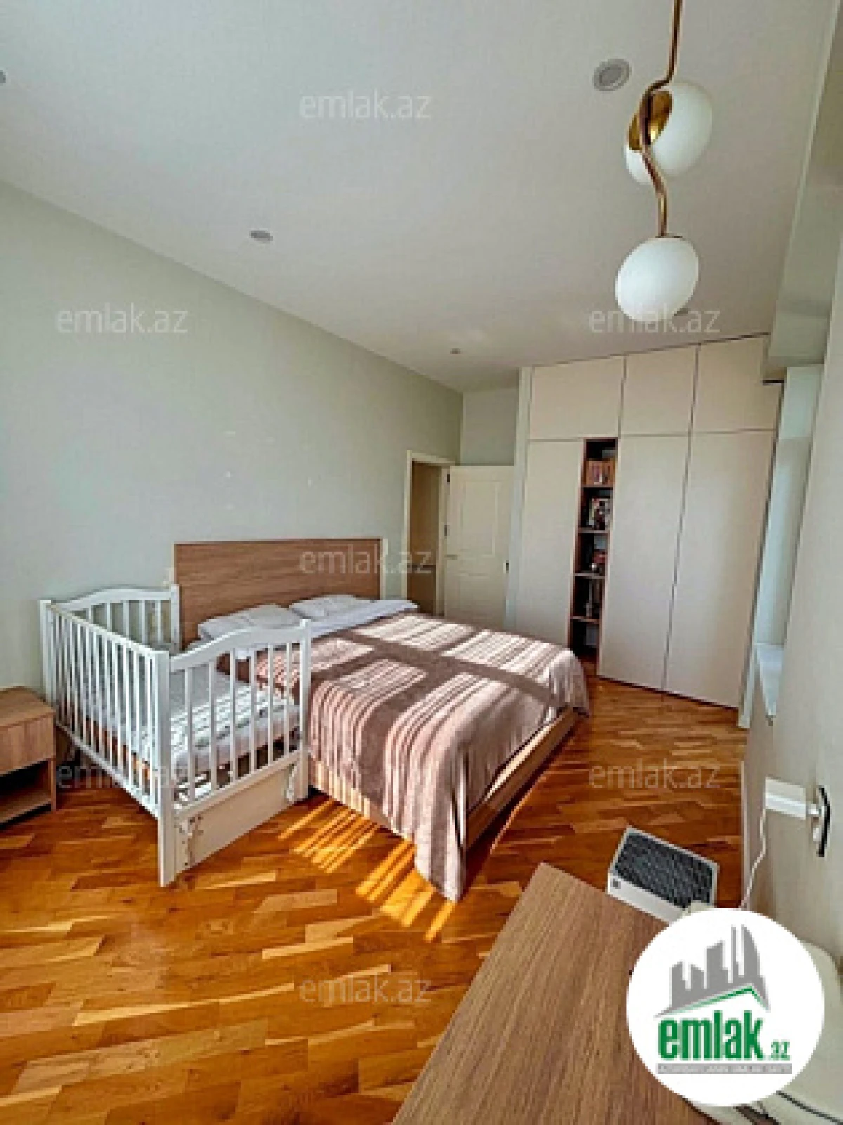 Satılır 2 otaqlı yeni tikili 103 m²