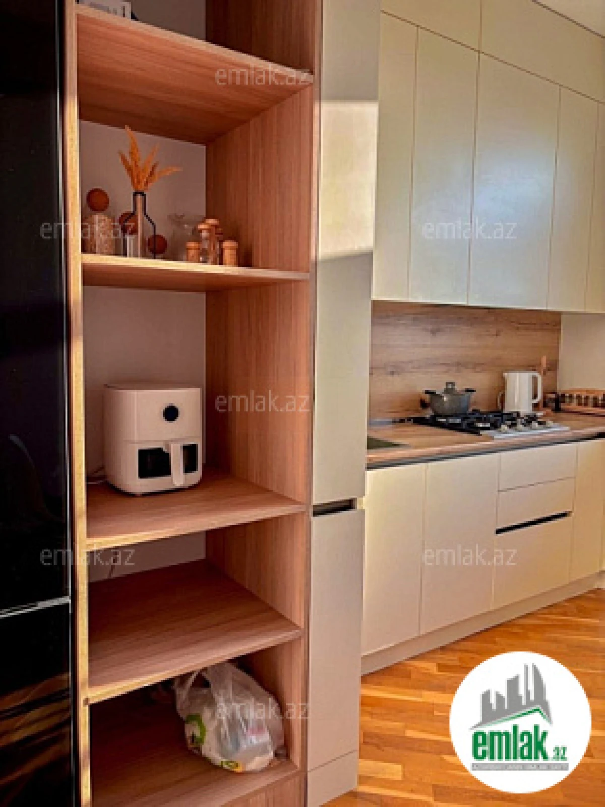 Satılır 2 otaqlı yeni tikili 103 m²