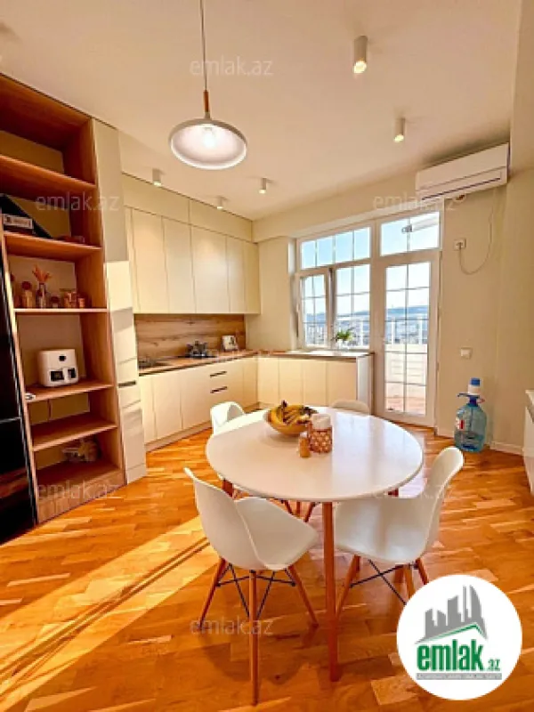 Satılır 2 otaqlı yeni tikili 103 m²
