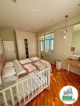 Satılır 2 otaqlı yeni tikili 103 m²