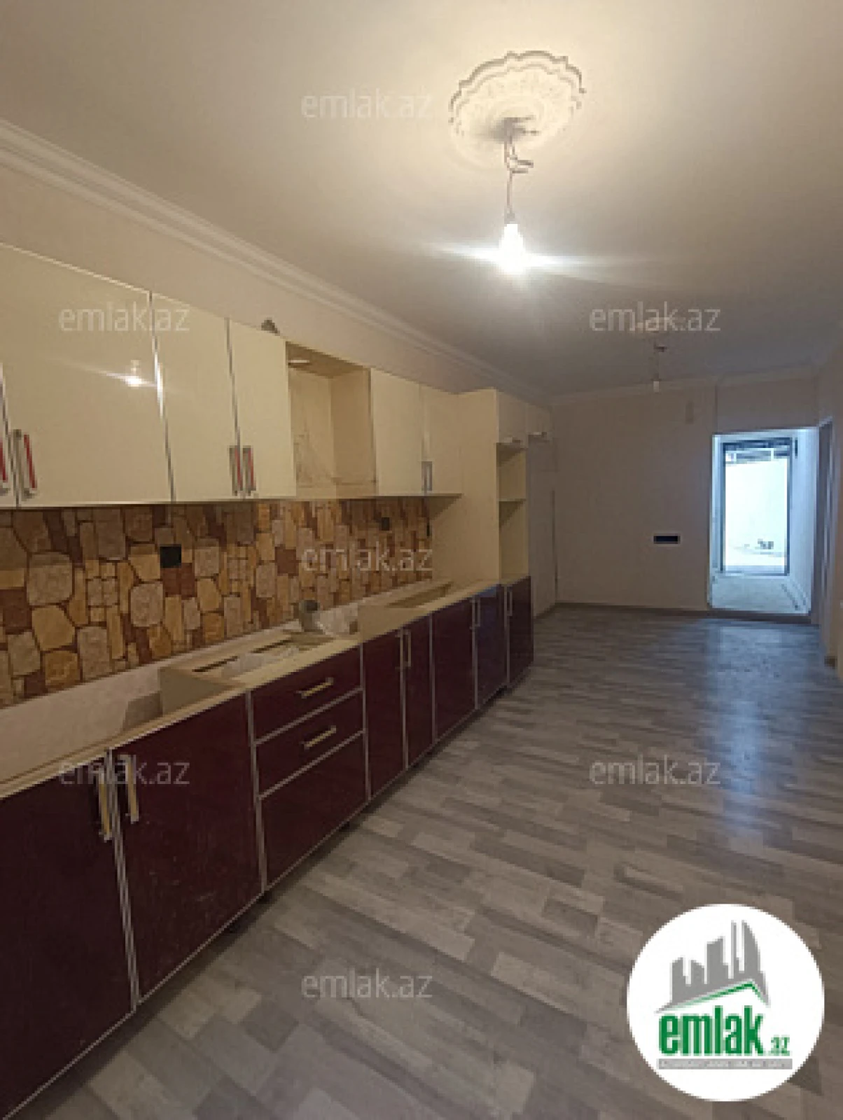 Satılır 3 otaqlı həyət evi 100 m²