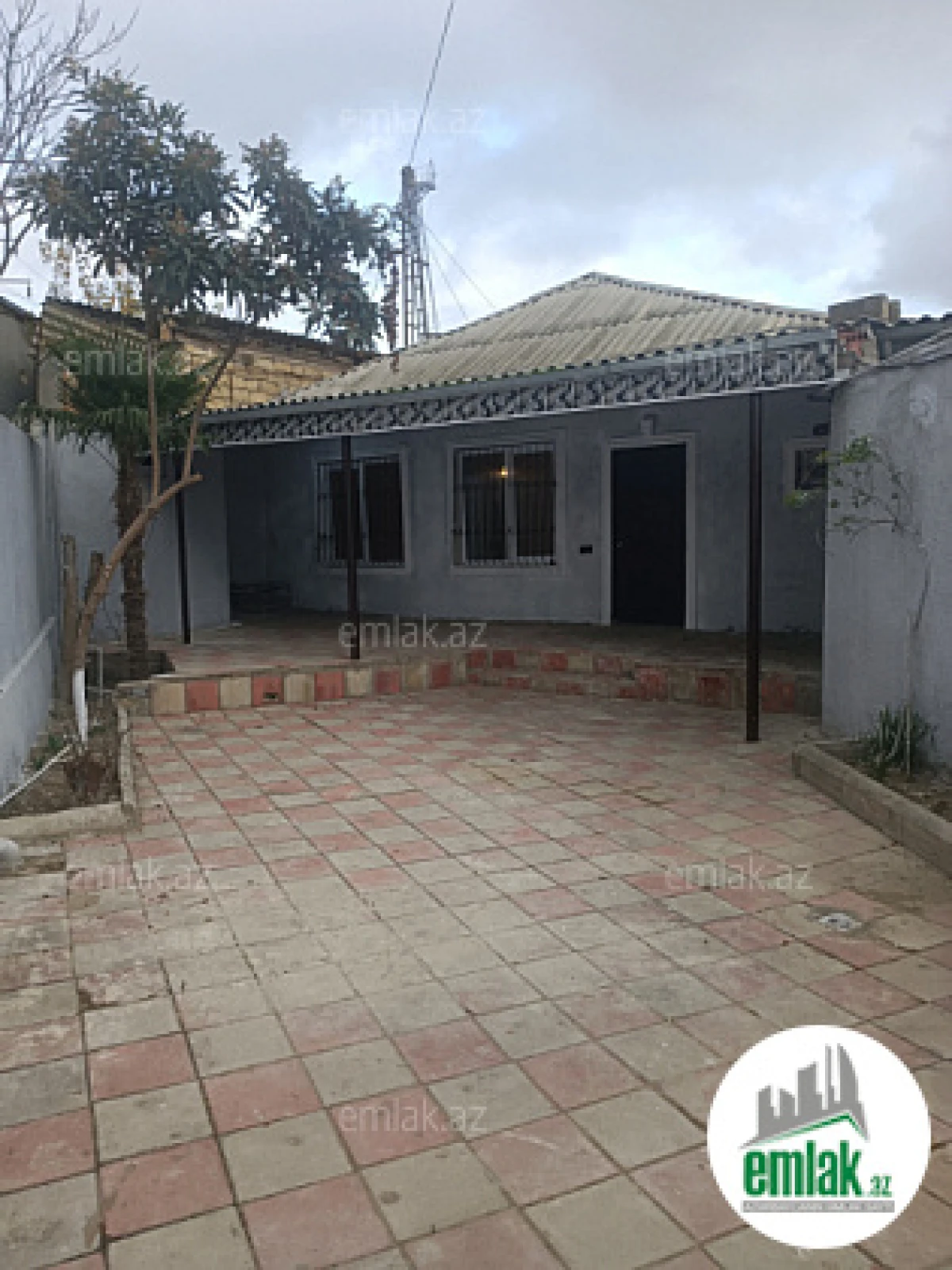 Satılır 3 otaqlı həyət evi 100 m²