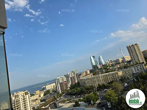 Satılır 5 otaqlı yeni tikili 250 m²