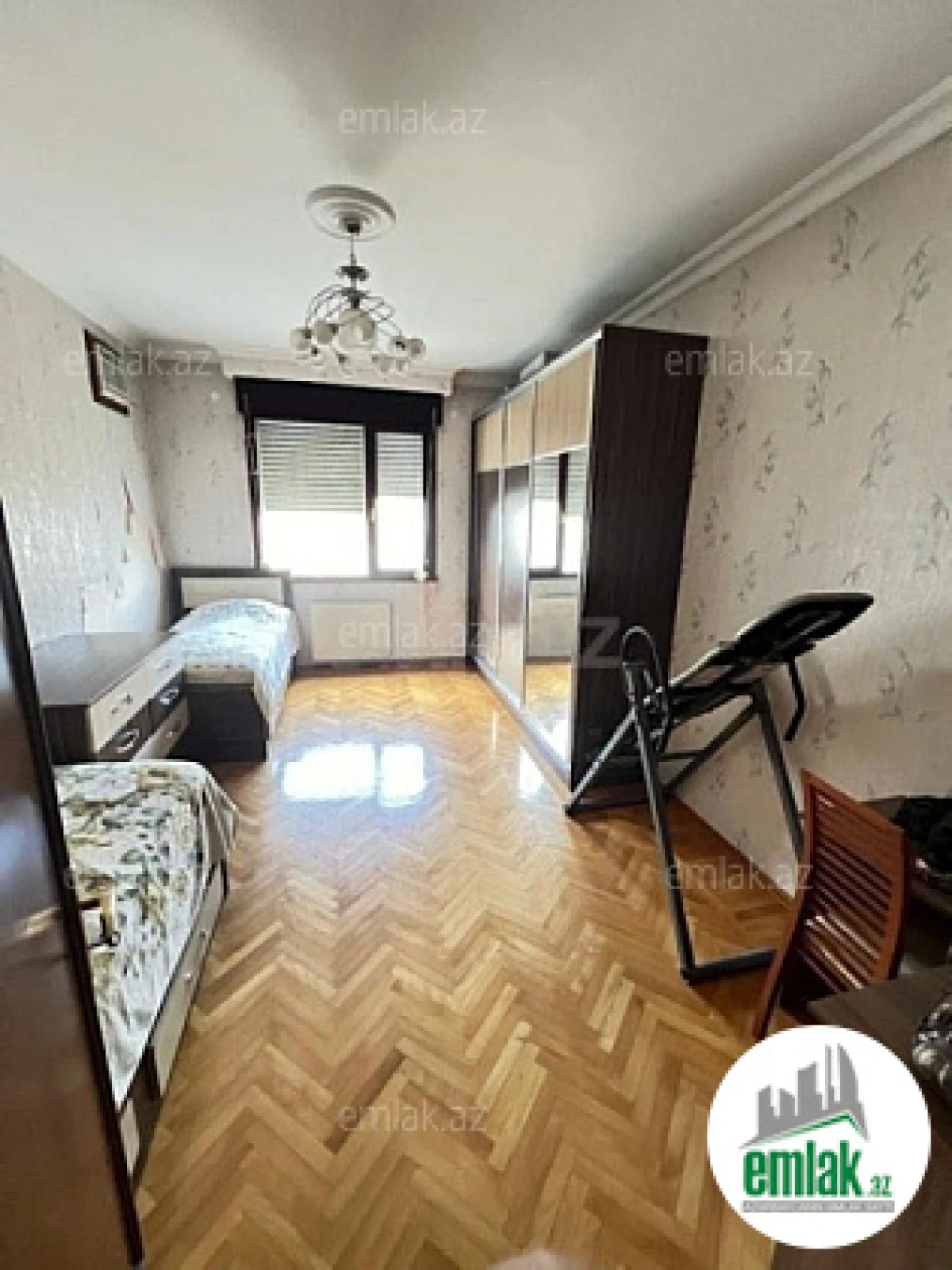 Satılır 5 otaqlı yeni tikili 250 m²