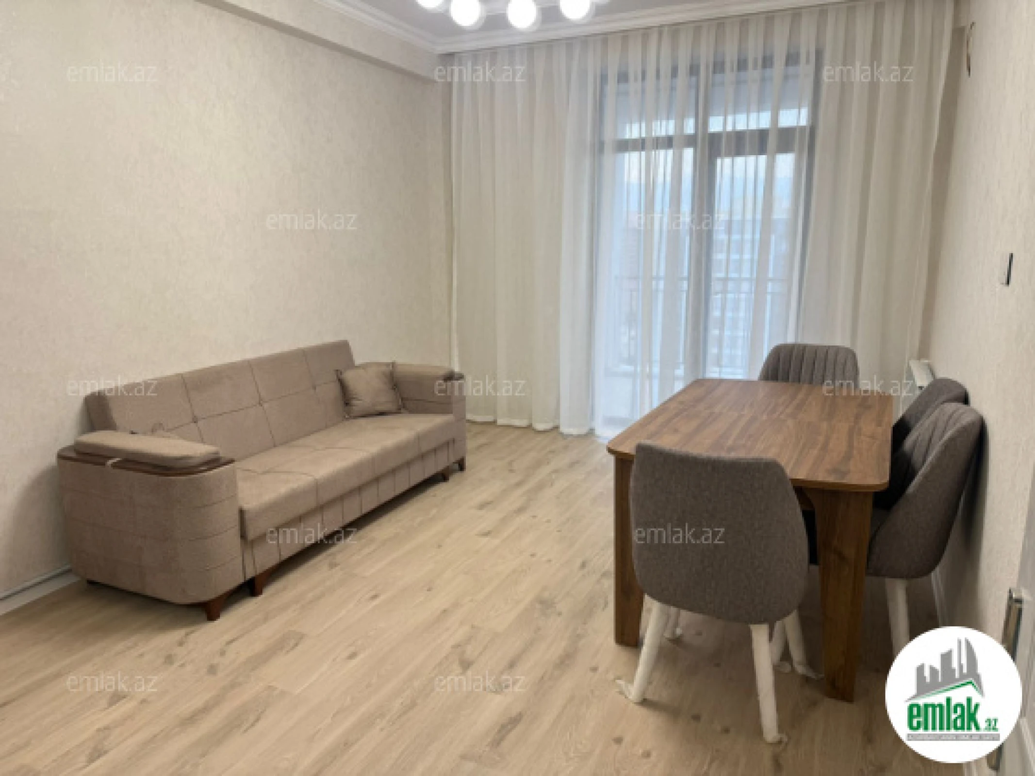 Satılır 2 otaqlı yeni tikili 75 m²