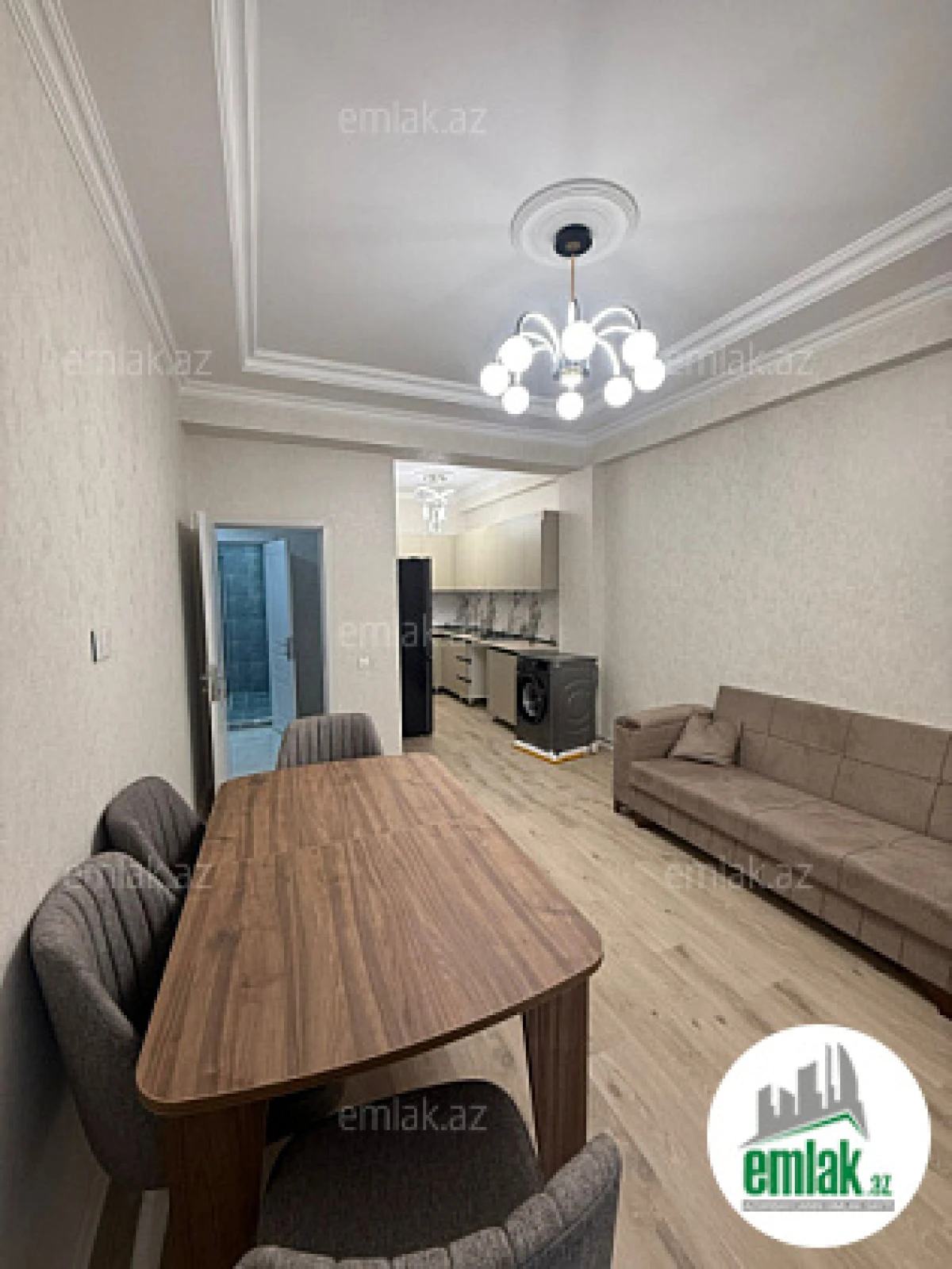 Satılır 2 otaqlı yeni tikili 75 m²