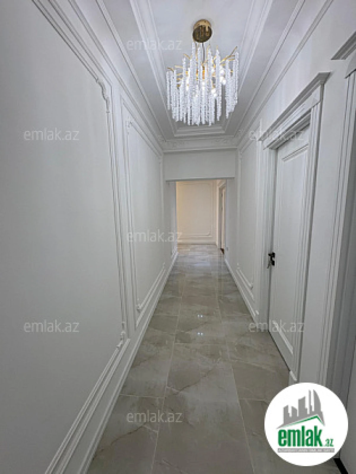 Satılır 3 otaqlı yeni tikili 118 m²