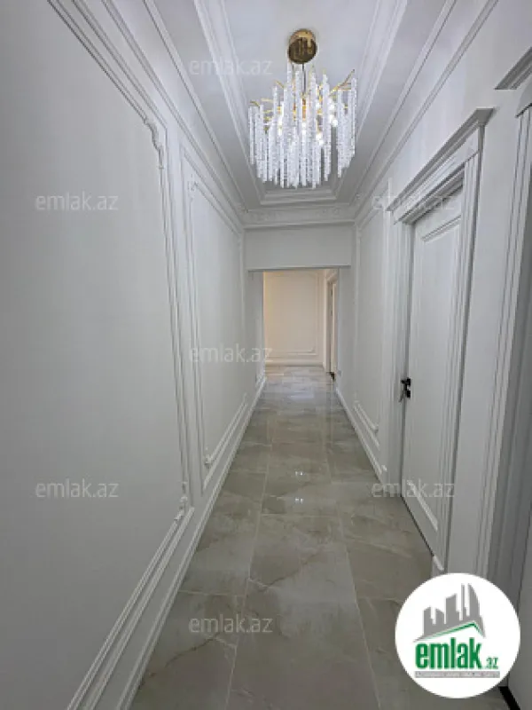 Satılır 3 otaqlı yeni tikili 118 m²